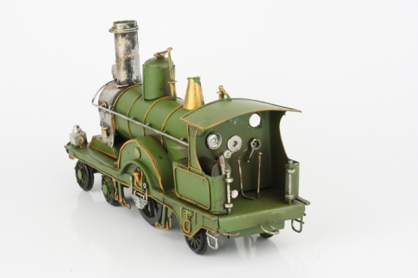 Model lokomotivy zelený 28cm