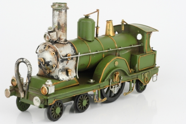 Model lokomotivy zelený 28cm