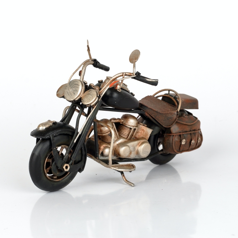 Model motocyklu retro černý