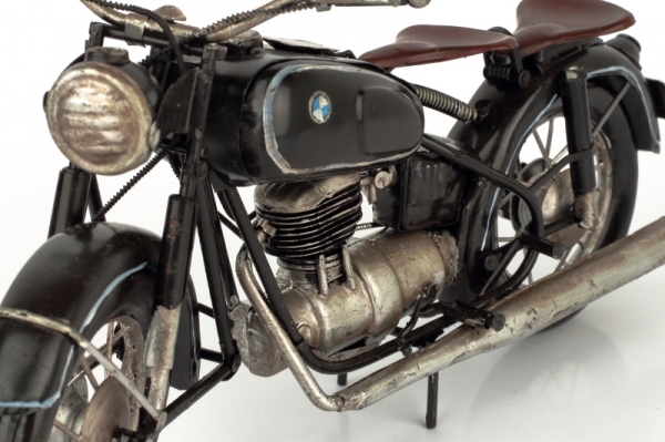 Model motorky černý plech 28cm