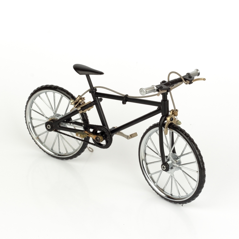 Model šlapacího kola černé 