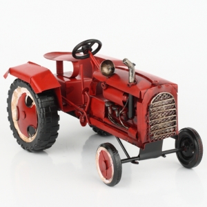 Model traktor červený 19cm