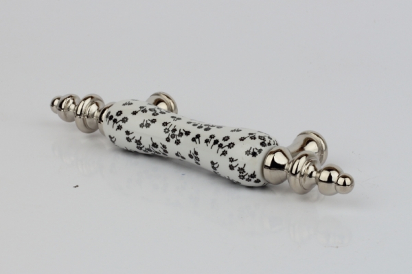 Nábytková úchytka keramická bílá s černými kvítky 12x2cm
