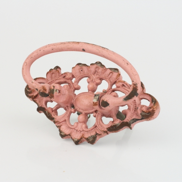 Nábytková úchytka zdobená 10x6x6cm