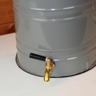 Nádoba na vodu s kohoutkem šedá