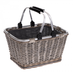 Nákupní košík s kovovými uchy