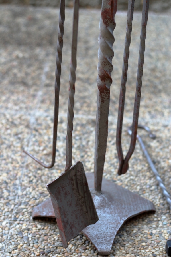 Nářadí ke krbu 700mm bez PÚ