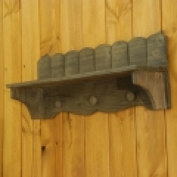 Nástěnná dřevěná polička s háčky - vyřazeno