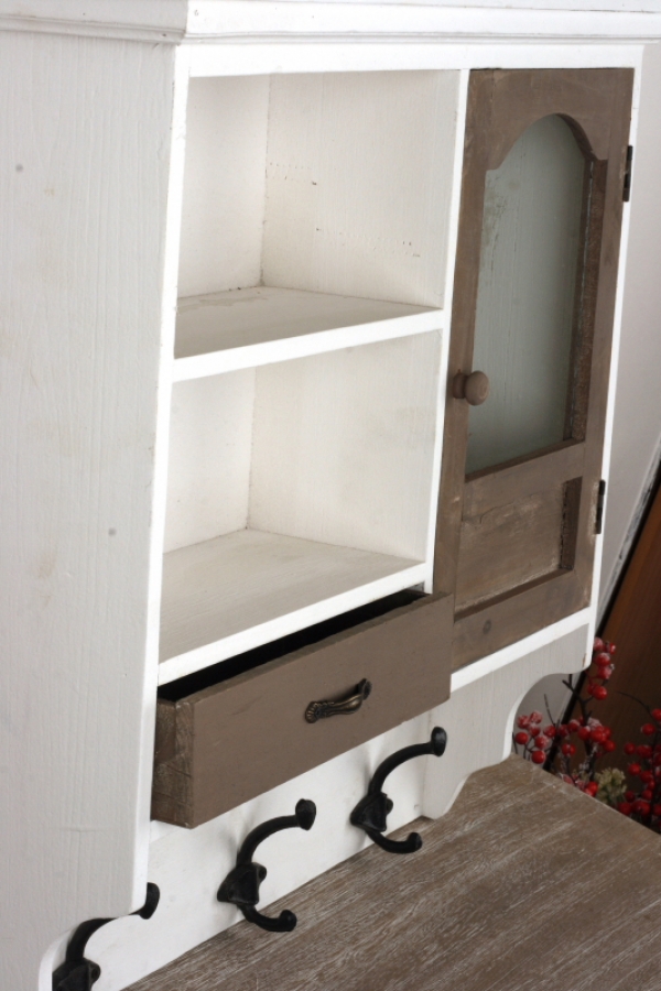 Nástěnná venkovská skříňka s háčky 52x56cm