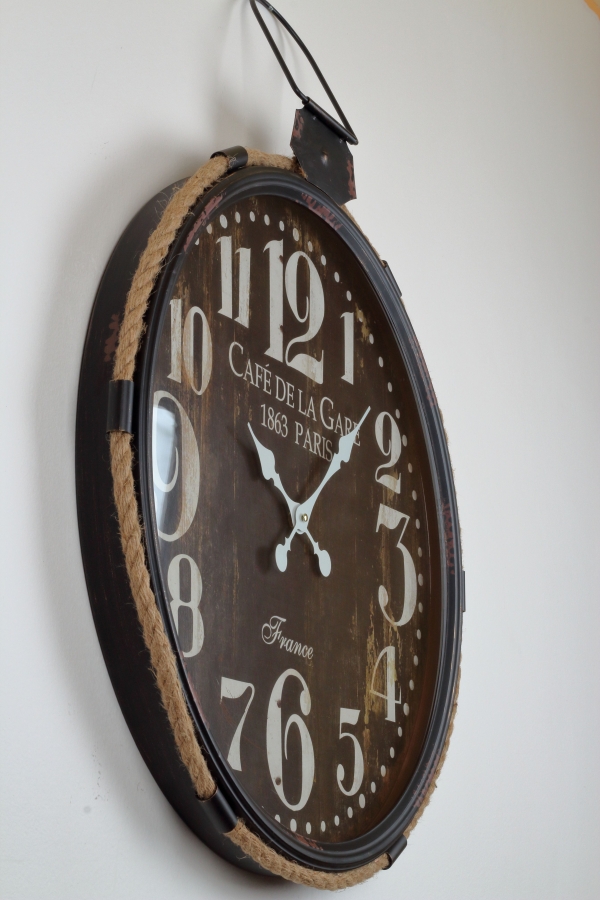 Nástěnné hodiny 64x68cm hnědé