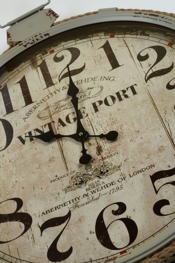 Nástěnné hodiny 64x68cm šedé