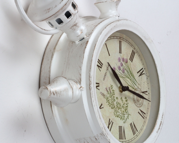 Nástěnné hodiny kovové 25x8x38cm