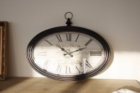 Nástěnné hodiny ovál Oliva 50cm