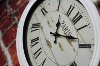 Nástěnné hodiny ovál Paříž 50cm