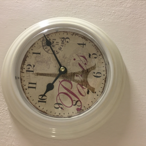 Nástěnné hodiny Paris 22cm