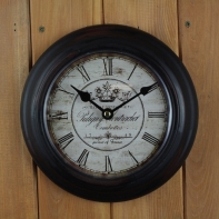 Nástěnné hodiny plechové - nefunkční strojek