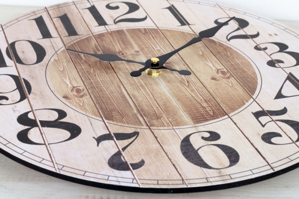 Nástěnné hodiny prkenný vzhled 34cm