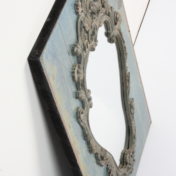 Nástěnné zrcadlo s modrou patinou 64x42x3cm 