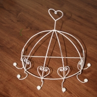 Nástěnný věšák půlkruh se srdíčky 32,5cm