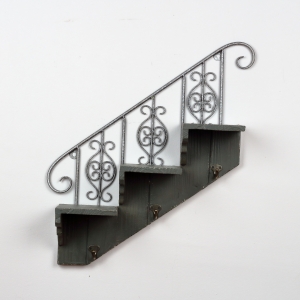 Nástěnný věšák schody 75x27cm