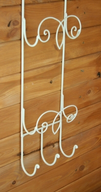 Nástěnný věšák srdce s poličkou 85cm