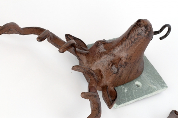 Nástěnný zvonek litina jelen 23,1x13,3x25,8cm