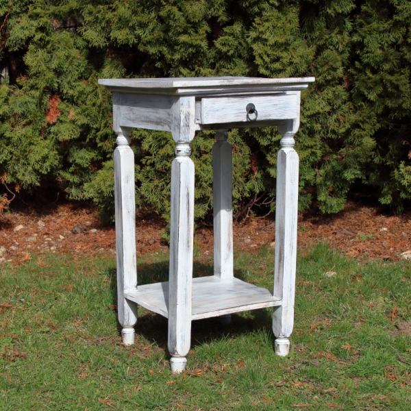 Noční stolek bílý 70x40x40cm