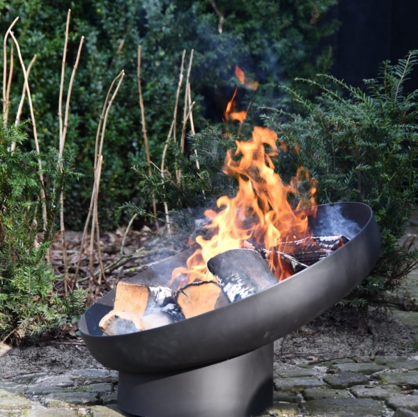 Ocelové ohniště zkosené 60x56,8x38,5cm