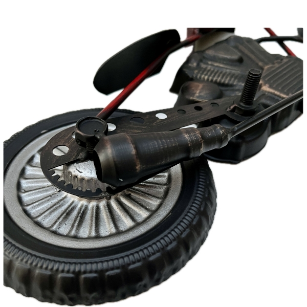 Originální hodiny na zeď 45 x 21 cm