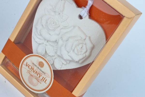 Osvěžovač vzduchu vonný jíl růže v srdci Pomeranč 5ml