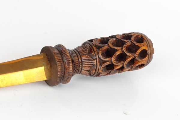 Otvírač na dopisy s ručně vyřezávanou rukojetí 19cm