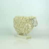 Ovce z vlny- bílá 12x18cm