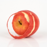 Ovoce jablko oloupané 9cm červené