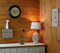 Ozdobný panel na stěnu bílý 35,5x23cm