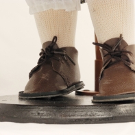 Panenka Gabriela 60cm - chybí podstavec a čepec