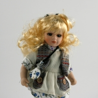 Panenka porcelánová Magdaléna 20cm