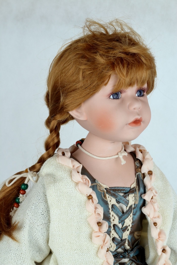 Panenka porcelánová Ofélie 68cm