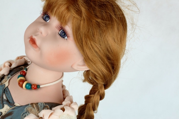 Panenka porcelánová Ofélie 68cm