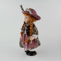 Panenka porcelánová stojící 30cm