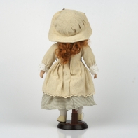 Panenka s porcelánovou hlavičkou 31cm 196