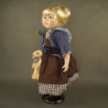 Panenka s porcelánovou hlavičkou 43 cm