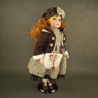 Panenka stojící 40 cm Anežka