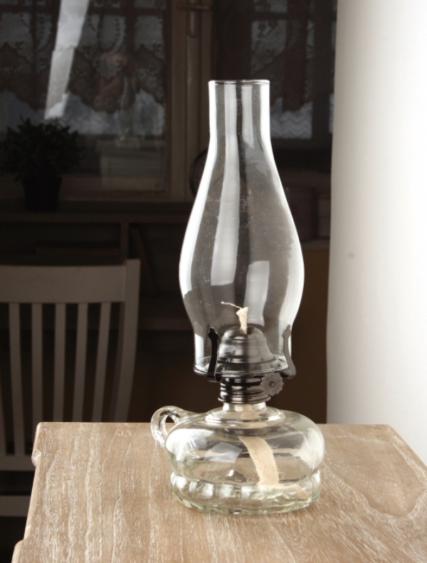 Petrolejová lampa čirá 31cm