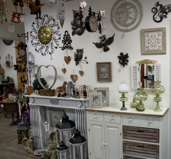 Petrolejová lampa práskané sklo s bílým cylindrem 34cm