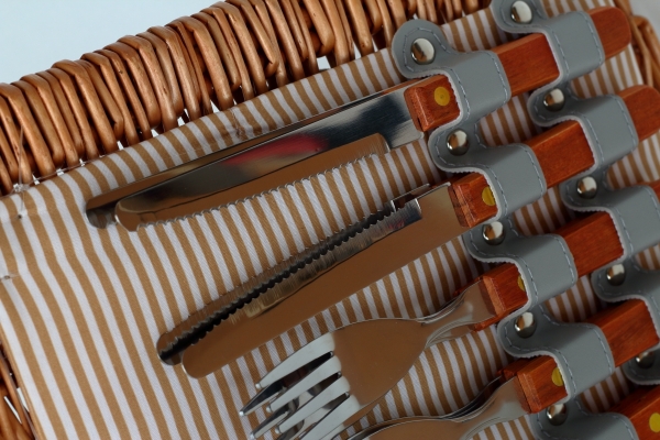 Piknikový koš s chladícím boxem pro 4 osoby natur