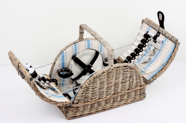 Piknikový koš s modrými proužky pro 2 osoby 29x42x31cm