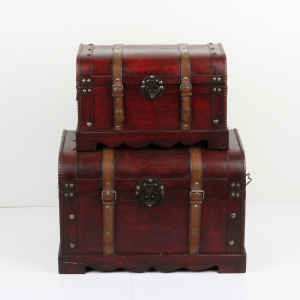 Pirátská dřevěná  truhla 52x32x34cm