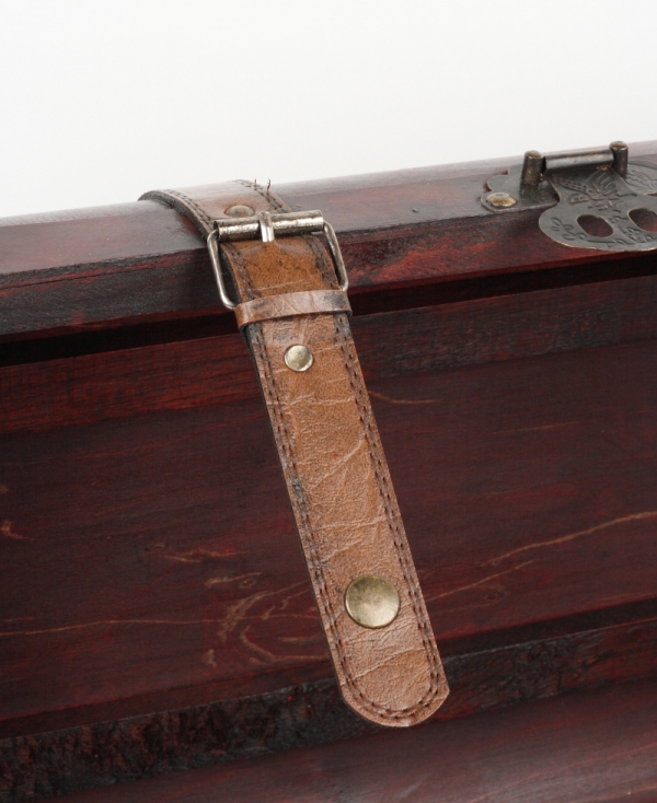 Pirátská dřevěná  truhla 52x32x34cm