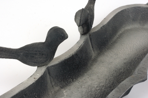 Pítko pro ptáky litinová miska 45x11x4cm