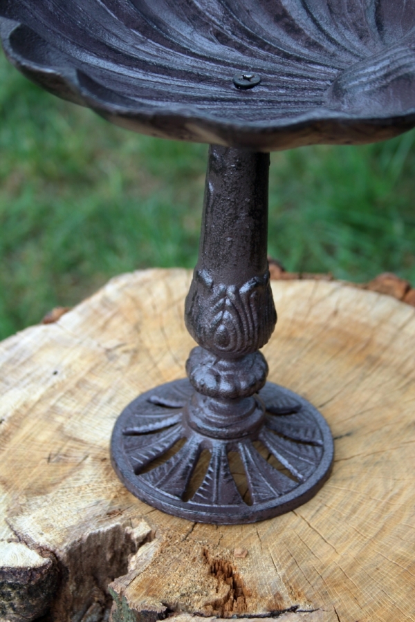 Pítko pro ptáky litinové 22x25cm